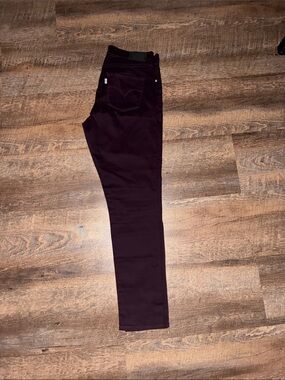 Levi's Women's Skinny Jeans - Deep Burgundy